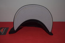 Load image into Gallery viewer, New Era Flag Of Wu Tang Snapback 9Fifty