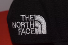 Load image into Gallery viewer, The North Face X New Era Snapback 9Forty