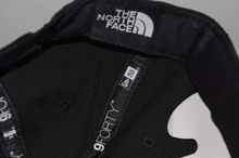 Load image into Gallery viewer, The North Face X New Era Snapback 9Forty